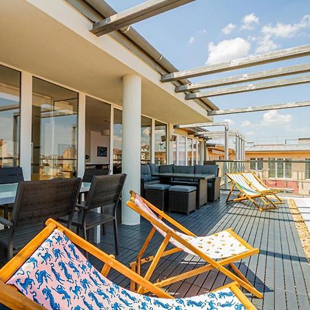 Luxury Apartment With Balcony In Downtown Budapest Bagian luar foto