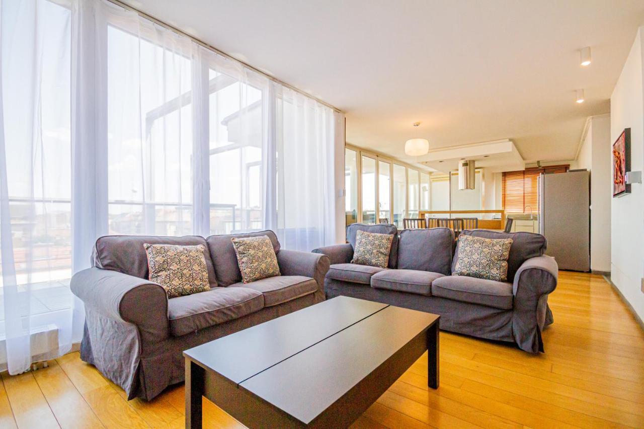 Luxury Apartment With Balcony In Downtown Budapest Bagian luar foto