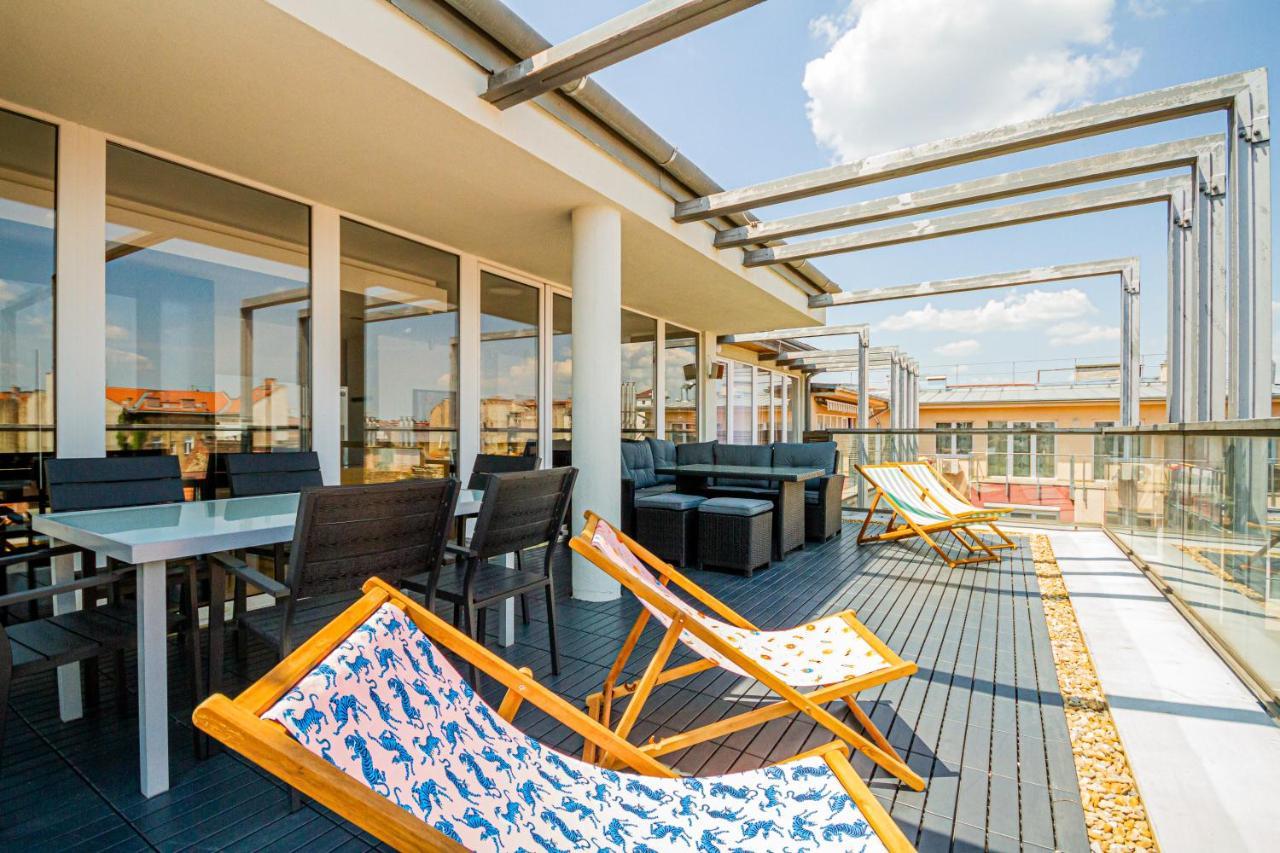Luxury Apartment With Balcony In Downtown Budapest Bagian luar foto